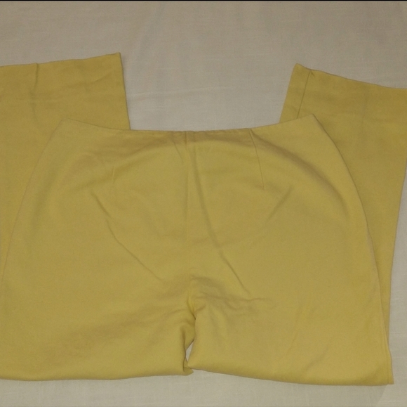 Chico's yellow capris - Picture 4 of 16